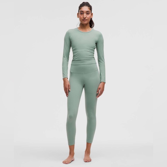 Lululemon All It Takes Back-Twist Ribbed Long-Sleeve Shirt in Crater Blue Size 6 - Picture 5 of 8